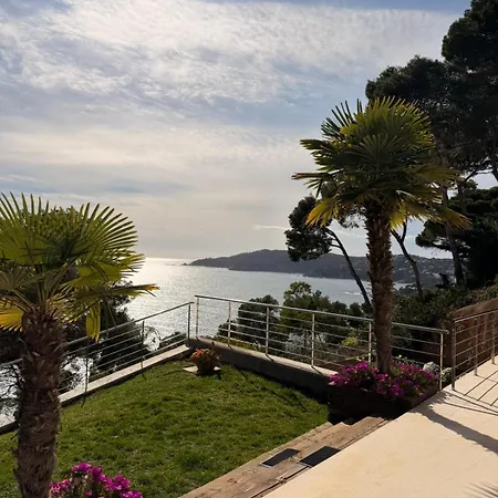 Blueview * Llafranc