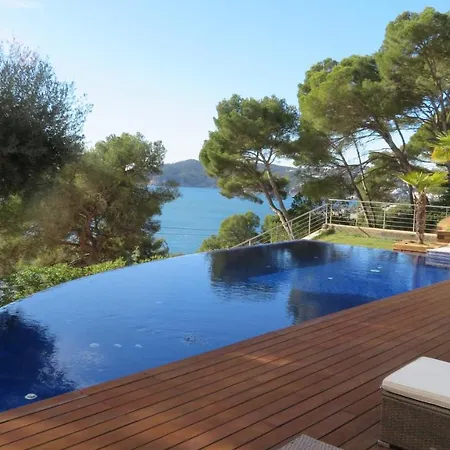 Villa Blueview *