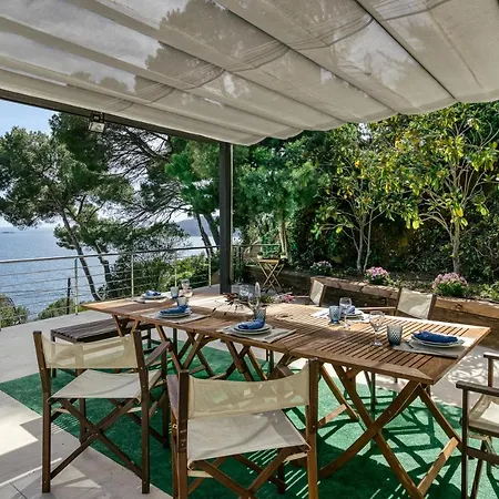 Blueview Villa *