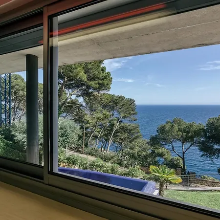 Villa Blueview *