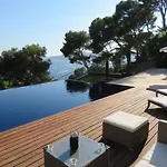 Villa Blueview *