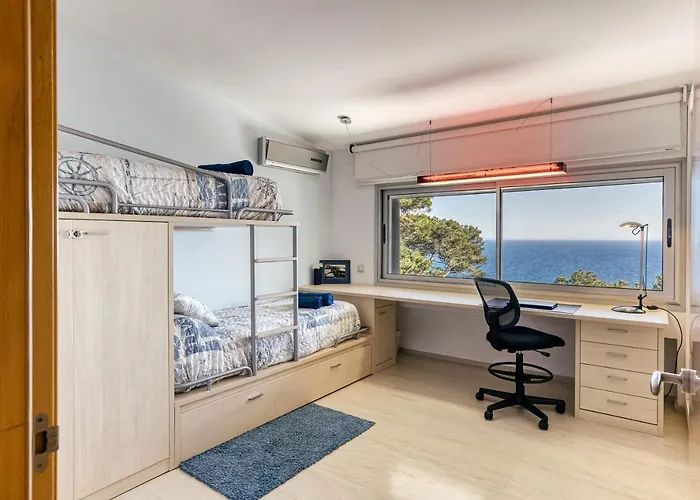 Blueview Villa *